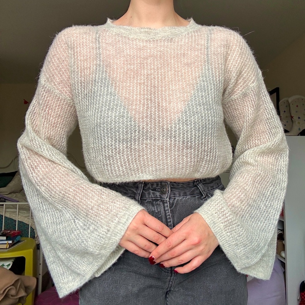 Anthropologie Gray Cropped Bell Sleeve Sweater